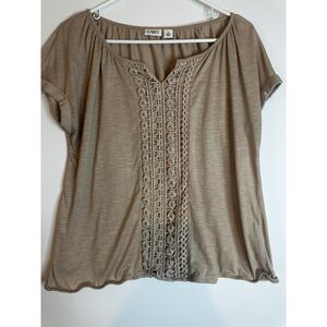 Cato Women’s XL Lace Front Blouse Tan Short Sleeve Elastic Hem